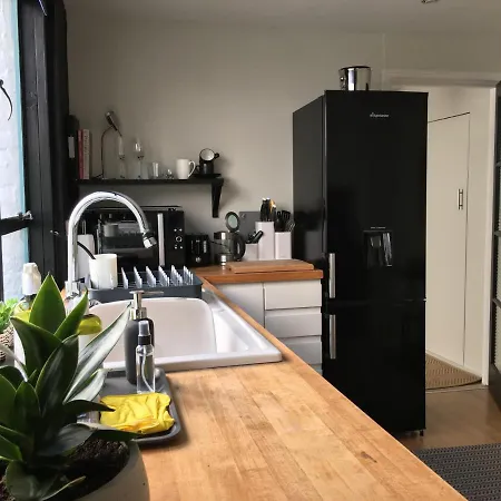 'the Inlet' Apartment